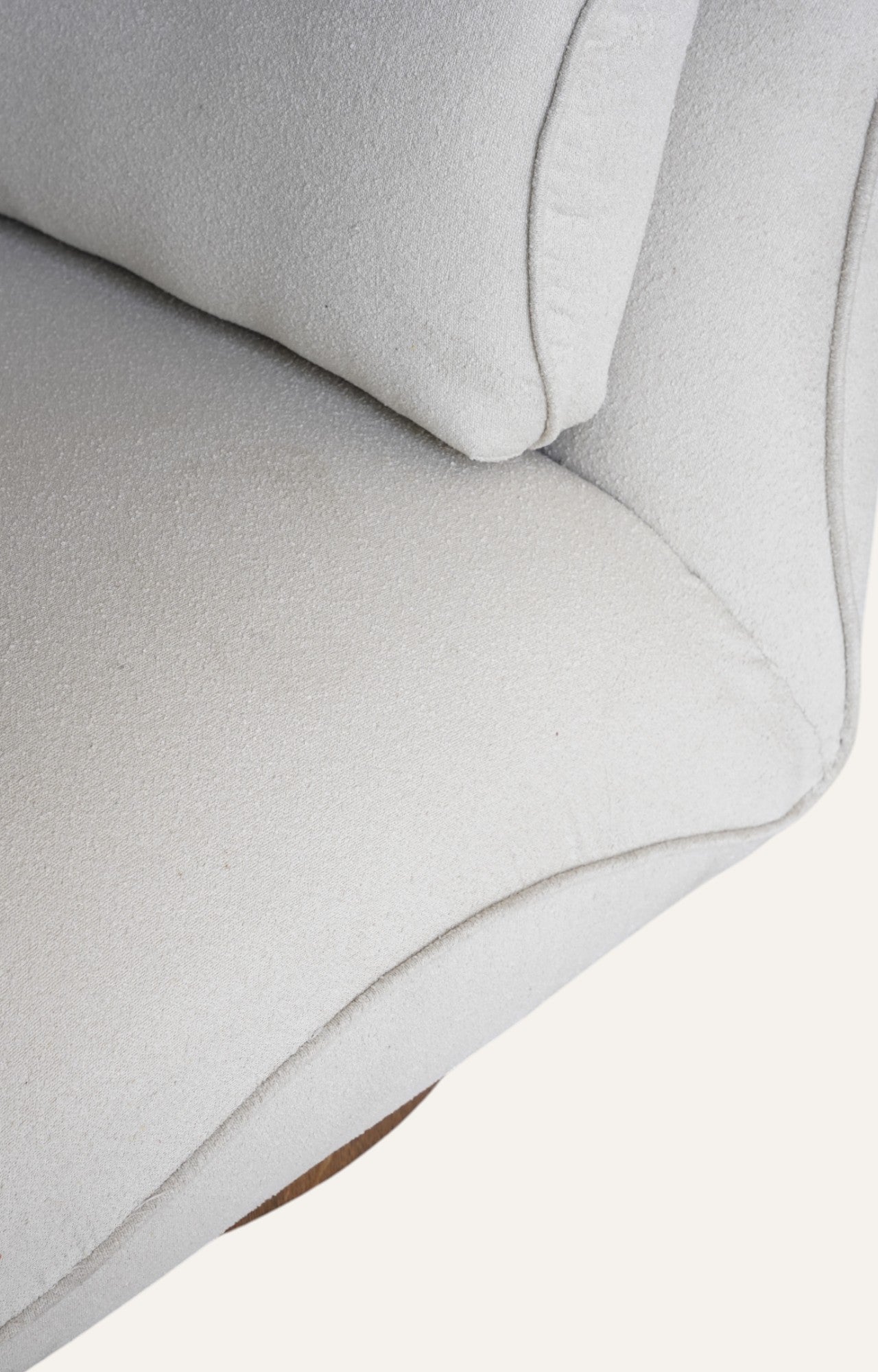 Neoteric Luxury Accent Armchair