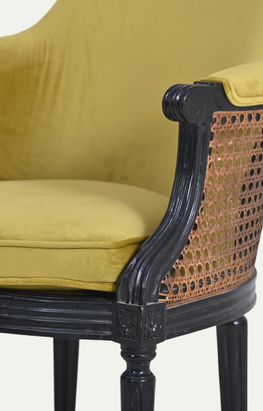 Classic Rattan Arm Chair