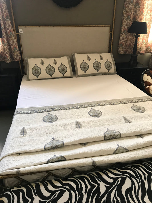 Handloom Block Printed Bed Cover ( Set of 3 )