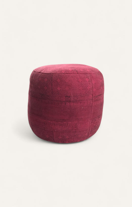 Red printed pouf