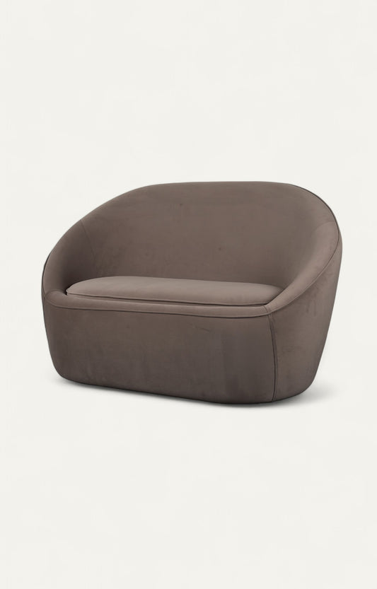 Velvet Opholstred Sofa