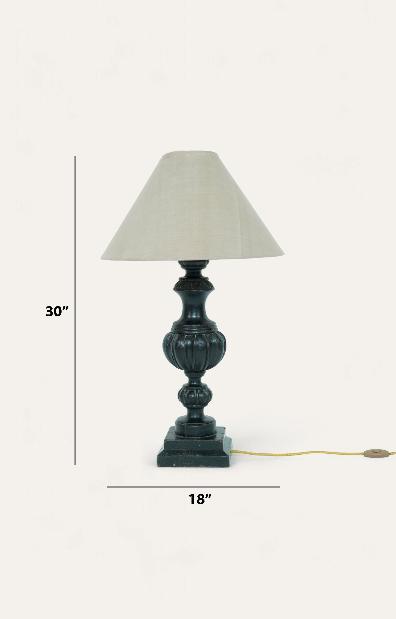 Sculpted table lamp in wood_size