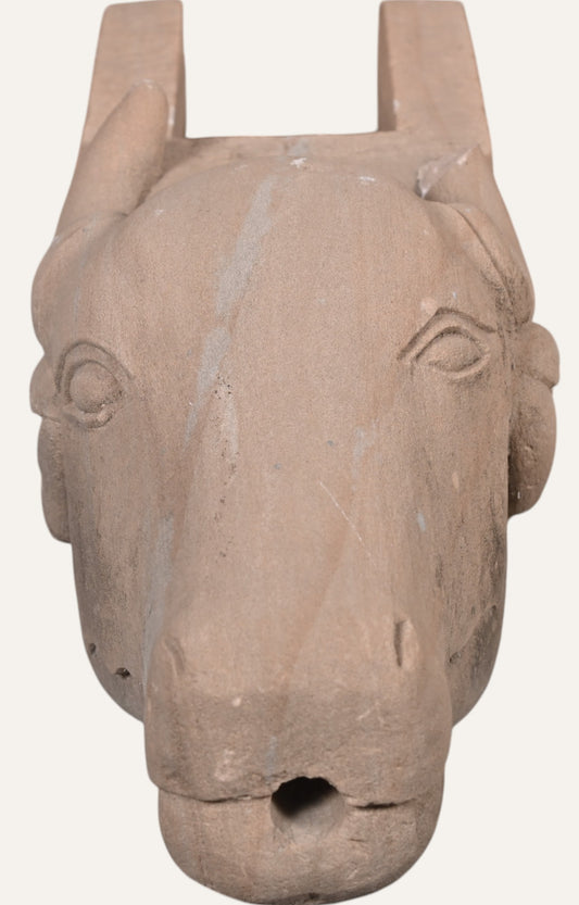 Regal Gargoyle Fountain End